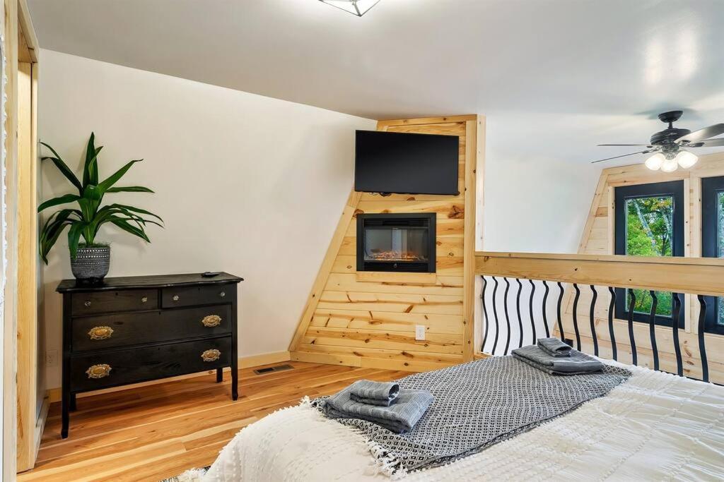 فيلا Secluded Mtn View New! 10 Mins To Gatlinburg Or Park المظهر الخارجي الصورة